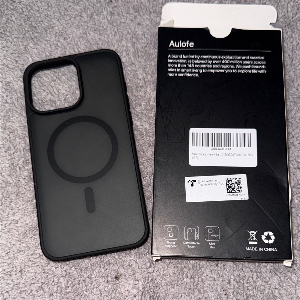 Black MagSafe Compatible iPhone 15 Pro Max Case